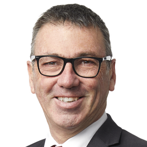 Hon Dr Duncan Webb
